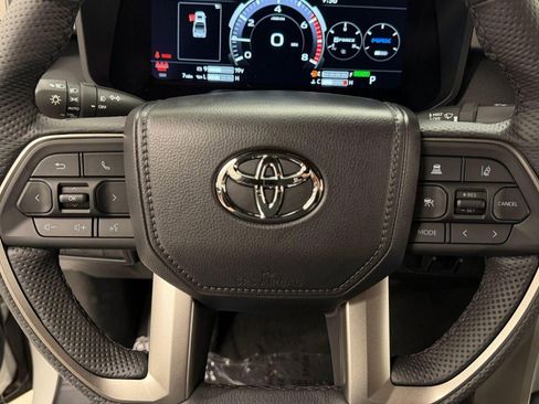 New 2026 Toyota Tundra Limited AWD/4WD image 13