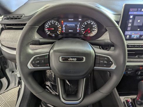 Certified 2023 Jeep Compass Sport image 19