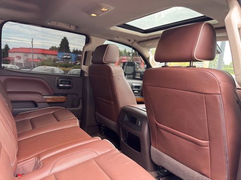 Used 2016 Chevrolet Silverado 3500 High Country w/ High Country Premium Package AWD/4WD image 20