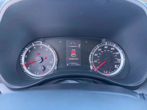 Used 2022 Toyota Highlander LE image 13