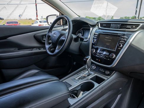 Used 2023 Nissan Murano SV FWD image 20