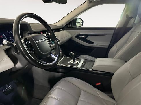 Used 2020 Land Rover Range Rover Evoque S image 9