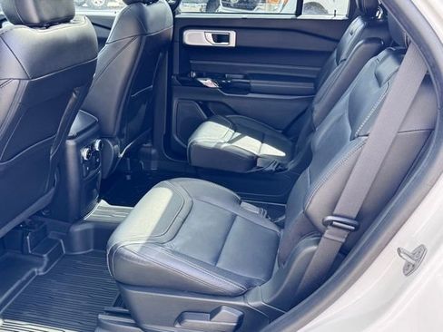 Used 2022 Ford Explorer ST w/ Equipment Group 401A AWD/4WD image 17
