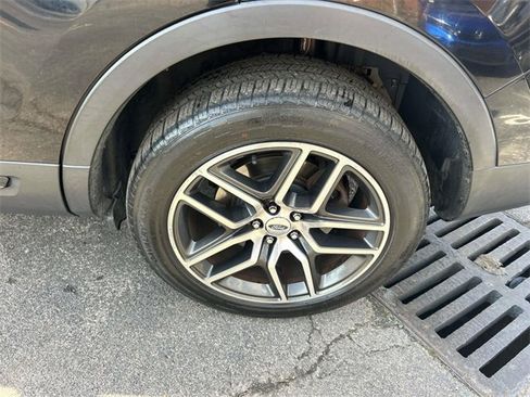 Used 2016 Ford Explorer Sport w/ Equipment Group 401A image 11