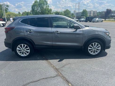 Certified 2022 Nissan Rogue Sport S FWD image 8