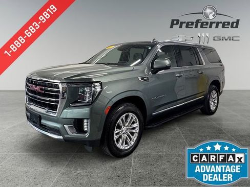 Certified 2023 GMC Yukon XL SLT w/ SLT Luxury Package AWD/4WD image 11