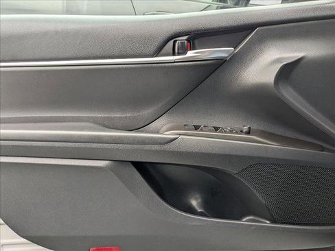 Used 2023 Toyota Camry SE image 22