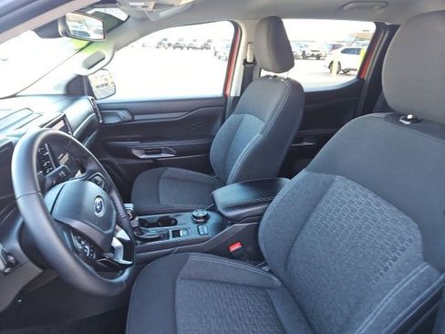 Used 2024 Ford Ranger XLT w/ Technology Package image 15