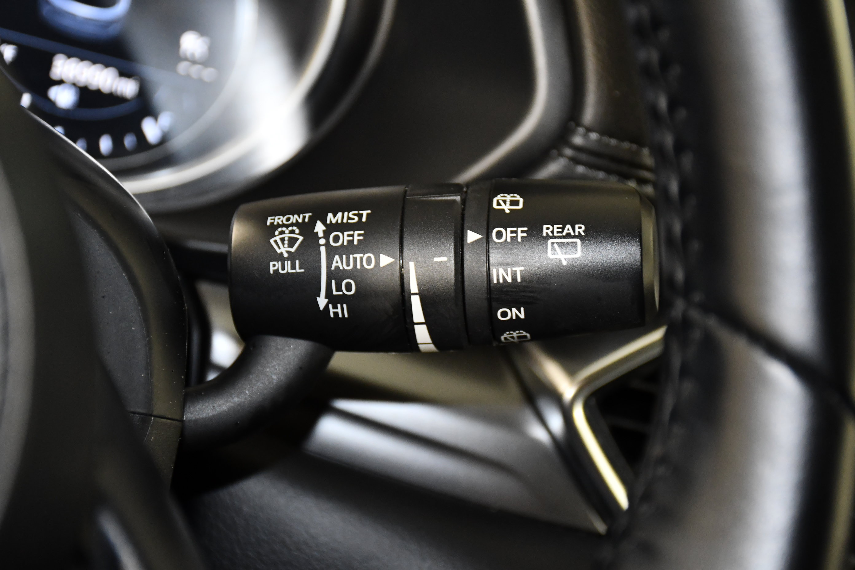 Used 2025 MAZDA CX-5 AWD 2.5 S w/ Preferred Package image 23