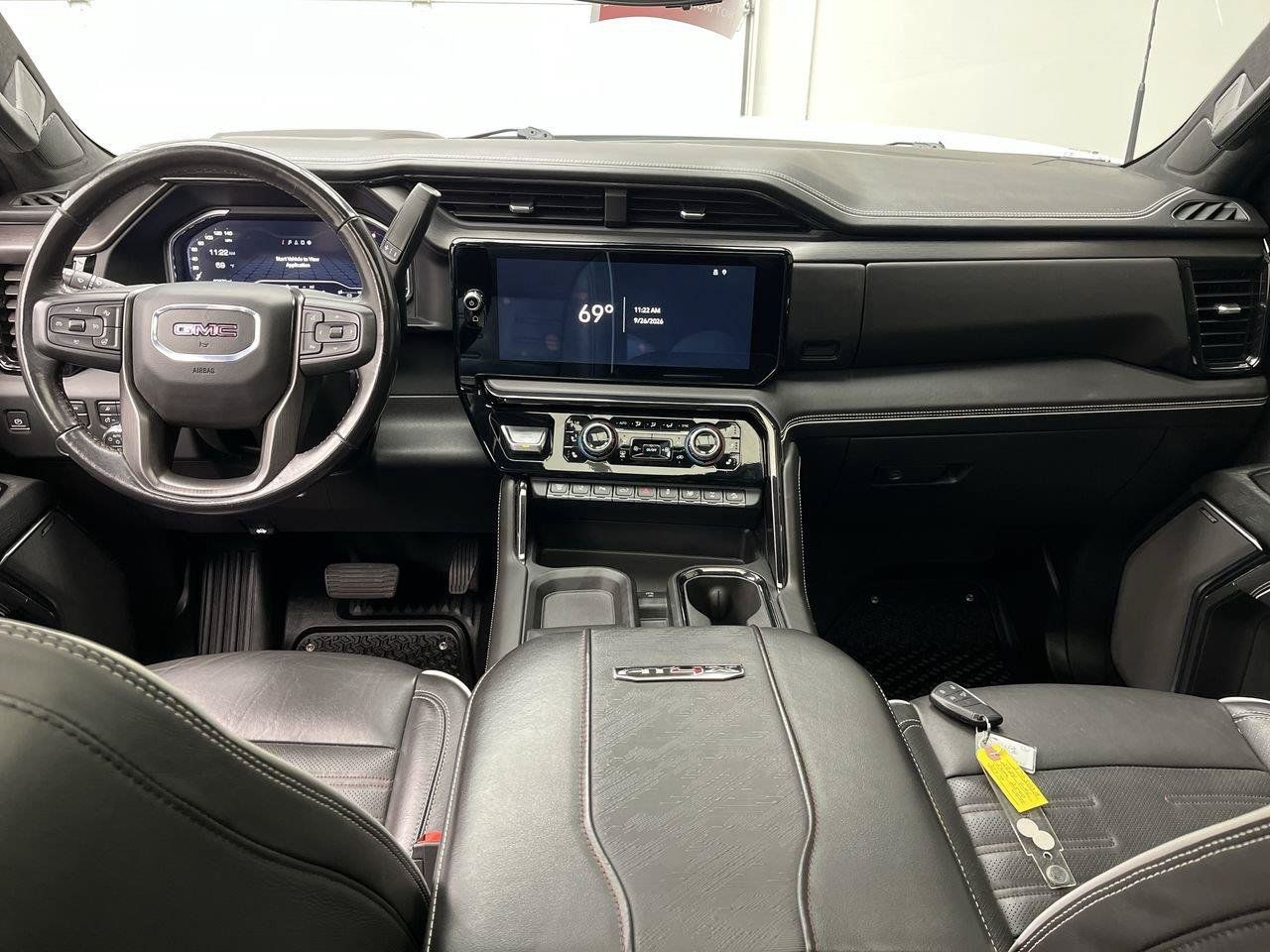 Used 2024 GMC Sierra 2500 AT4X AWD/4WD image 4