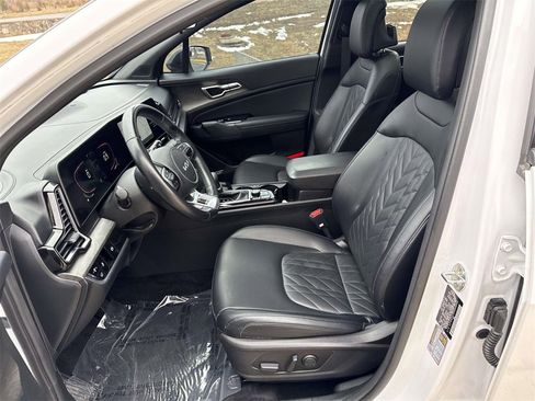 Used 2023 Kia Sportage X-Line w/ X-Line Premium Package image 16