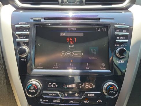 Certified 2022 Nissan Murano SV w/ SV Midnight Edition Package FWD image 29