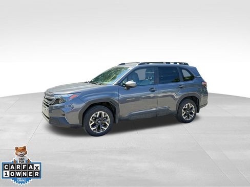 Certified 2025 Subaru Forester Premium AWD/4WD image 1