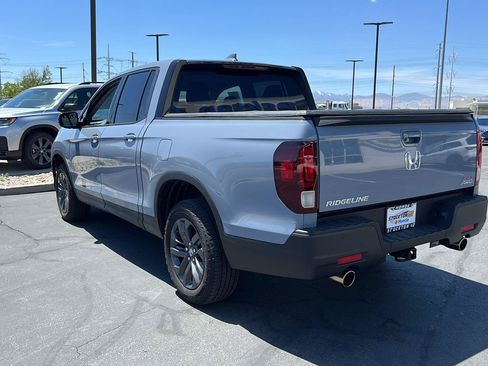 Used 2023 Honda Ridgeline Sport image 7