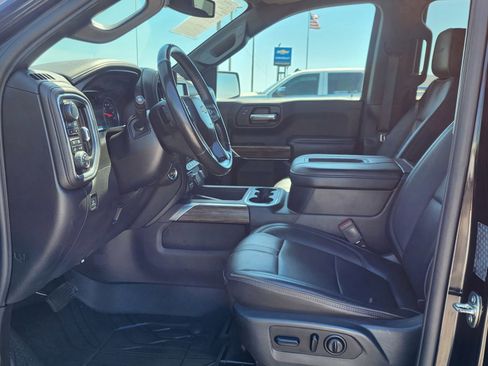 Used 2019 Chevrolet Silverado 1500 High Country image 16