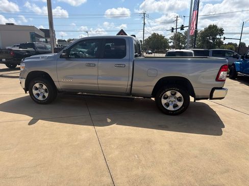Used 2020 RAM 1500 Big Horn AWD/4WD image 9