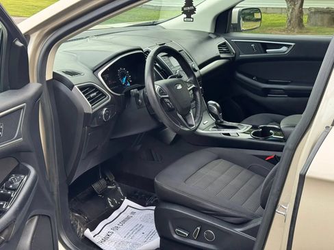 Used 2018 Ford Edge SEL AWD/4WD image 12
