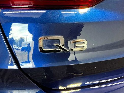 Used 2024 Audi Q3 2.0T Premium Plus w/ Premium Plus Package image 9