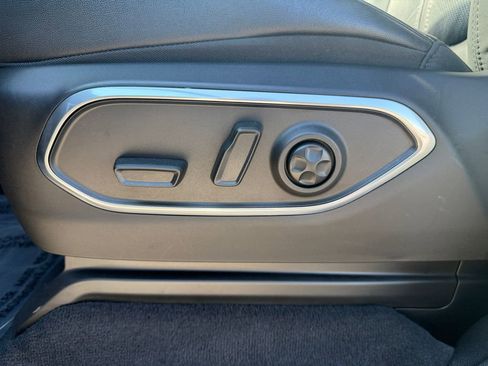 Used 2024 Jeep Wagoneer 4WD image 20