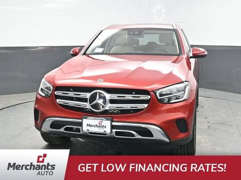 Used 2022 Mercedes-Benz GLC 300 4MATIC image 2