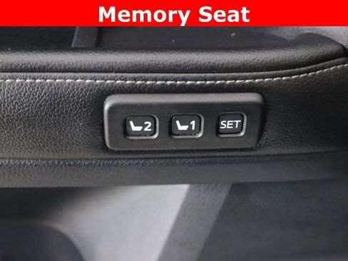 Used 2015 Toyota 4Runner Limited image 20