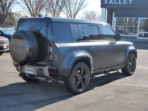 Used 2024 Land Rover Defender 110 Carpathian Edition image 10