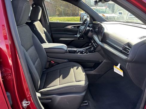 Certified 2024 Chevrolet Traverse LT image 29