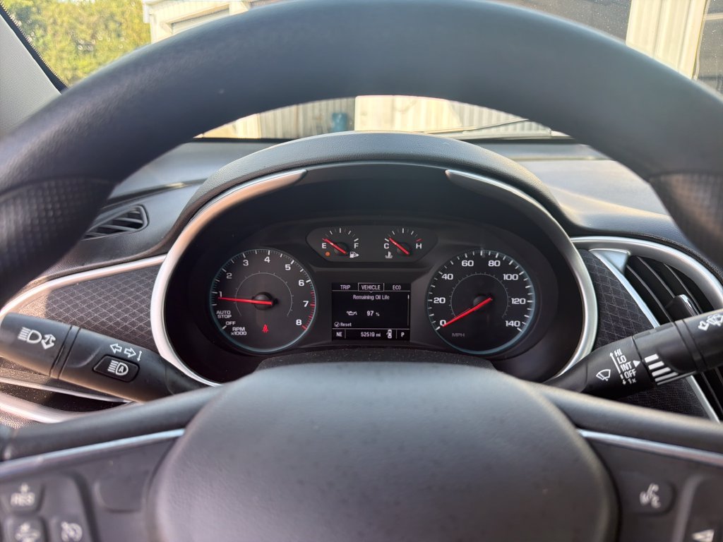 Used 2025 Chevrolet Malibu LT FWD image 19