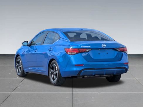 Used 2024 Nissan Sentra SV FWD image 3