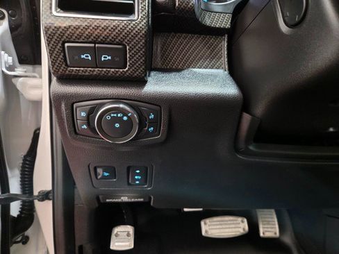 Used 2021 Ford F350 Lariat w/ Lariat Ultimate Package image 38