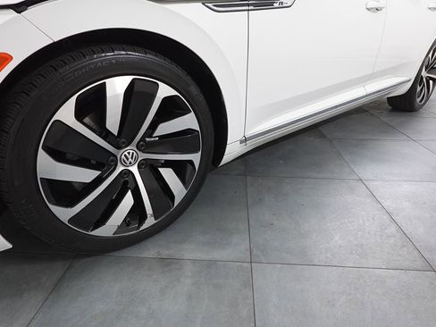 Used 2019 Volkswagen Arteon SE image 30