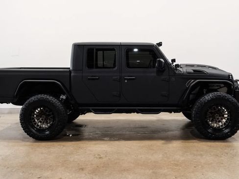 Used 2025 Jeep Gladiator Sport AWD/4WD image 37