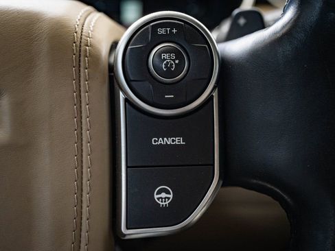 Used 2016 Land Rover Range Rover Supercharged image 27