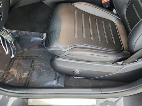 Used 2024 Mercedes-Benz GLC 300 GLC 300 w/ AMG Line image 33