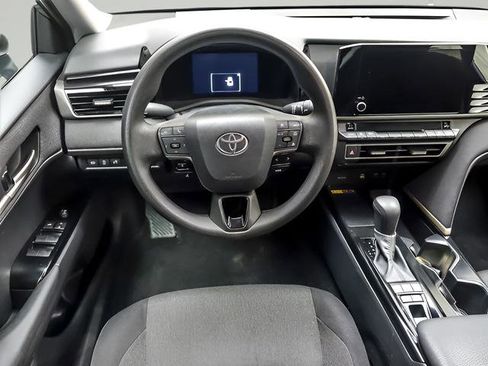 Used 2025 Toyota Camry LE FWD image 12