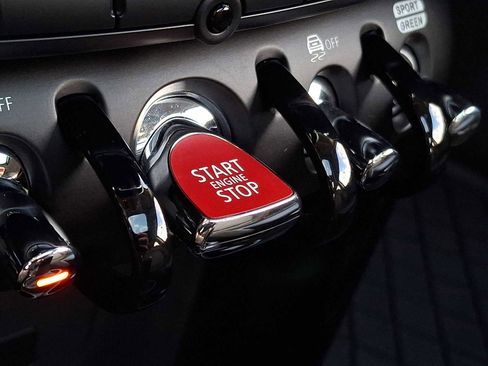 Certified 2023 MINI Cooper S image 23