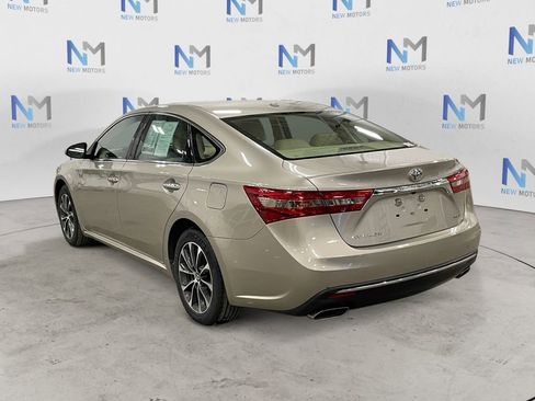 Used 2016 Toyota Avalon XLE Premium FWD image 3