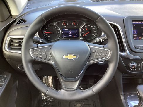 Used 2024 Chevrolet Equinox LT image 18