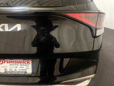 Used 2024 Kia Sportage SX image 18