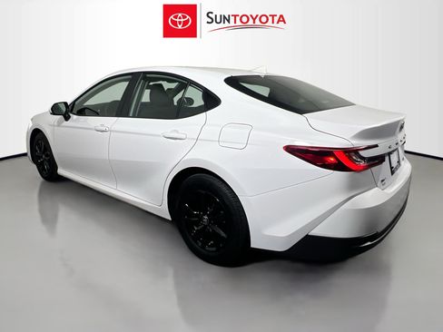 Used 2026 Toyota Camry LE FWD image 6