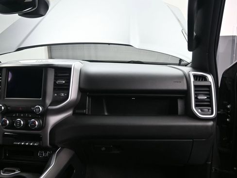 Used 2020 RAM 1500 Big Horn image 15