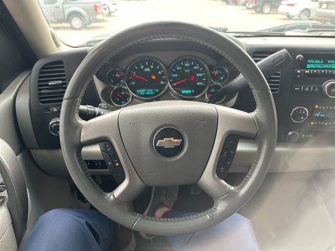 Used 2014 Chevrolet Silverado 2500 LT w/ Interior Plus Package image 10