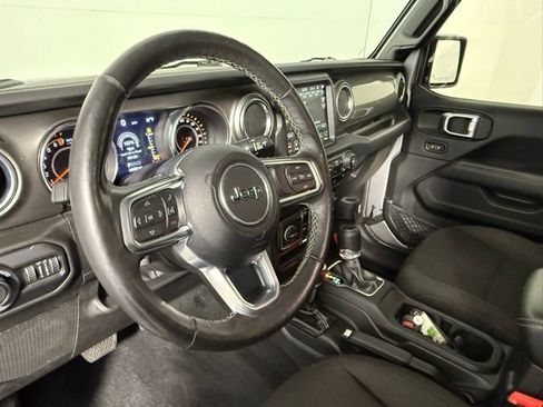 Used 2019 Jeep Wrangler Unlimited Sahara image 64