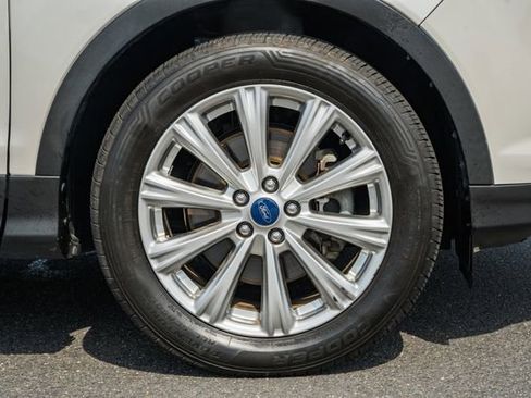 Used 2017 Ford Escape Titanium FWD image 18