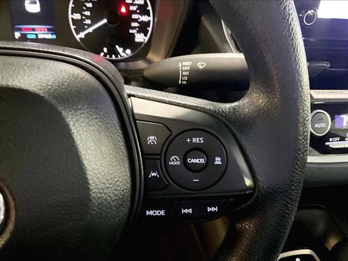 Used 2024 Toyota Corolla LE image 23