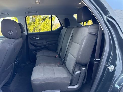 Used 2019 Chevrolet Traverse LT image 23