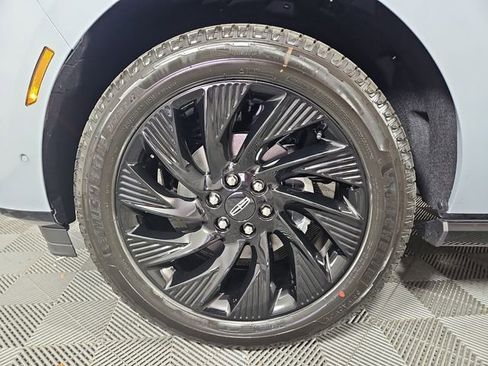 New 2025 Lincoln Navigator Reserve w/ Jet Appearance Package image 8