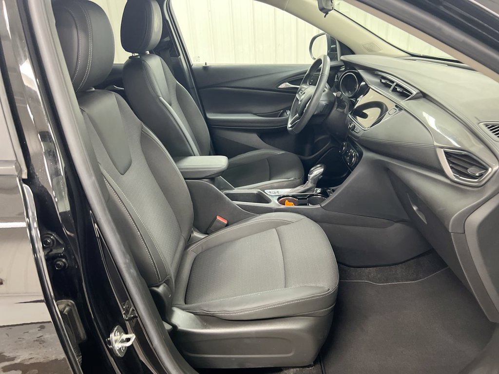 Used 2023 Buick Encore GX Preferred FWD image 21