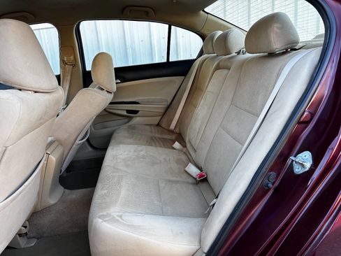 Used 2011 Honda Accord LX image 24