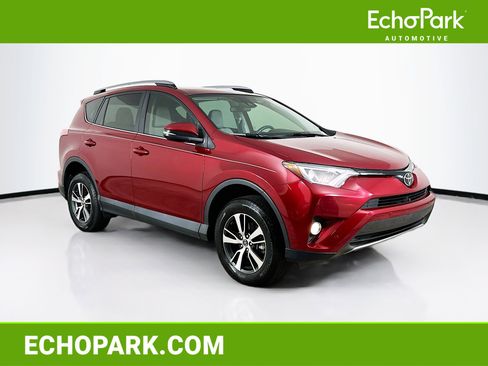 Used 2018 Toyota RAV4 XLE FWD image 1